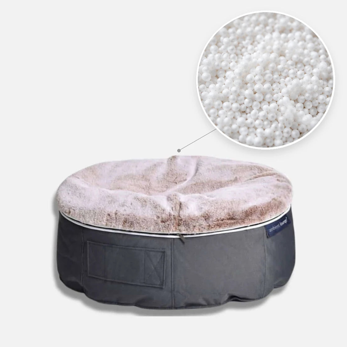 Hundeseng Supernova Cappuccino S med detalj av perlefyll i sirkel