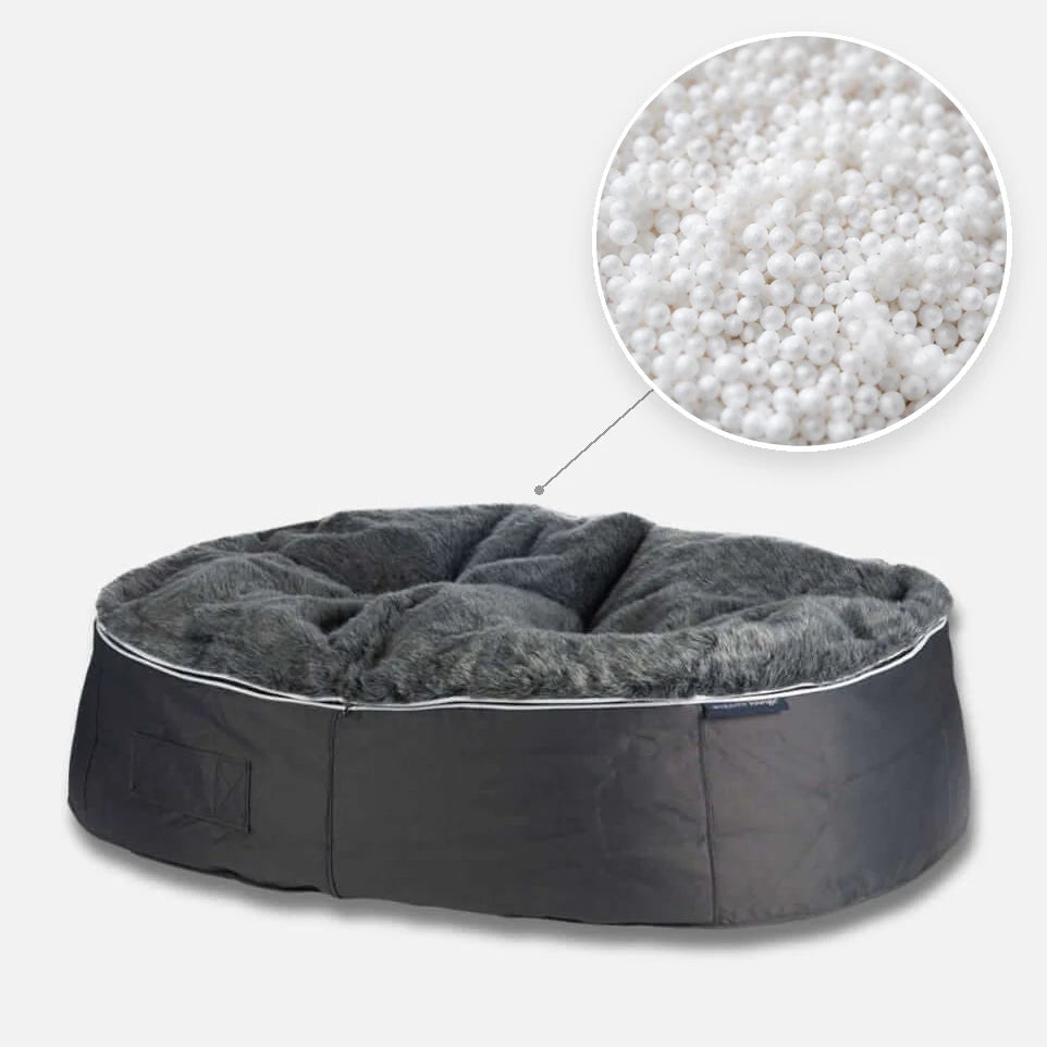 Hundeseng Supernova Gray Wolf XL med detalj av perlefyll i sirkel